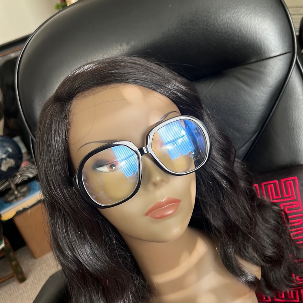 Bold beautiful blue light glasses for reading and cellphones usage.